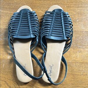 Qupid Black Woven Sandals
